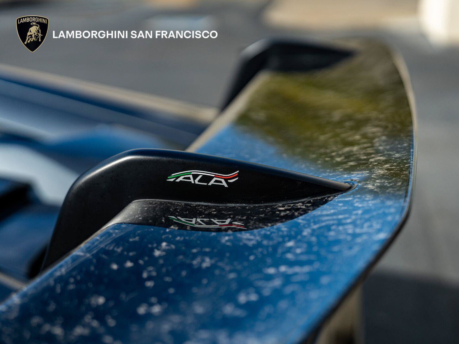 Used 2018 Lamborghini Huracan Performante AWD/4WD image 36