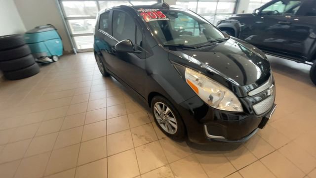 Used 2015 Chevrolet Spark LT FWD image 4