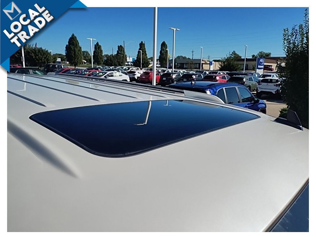 Used 2010 Cadillac Escalade ESV Luxury RWD image 6