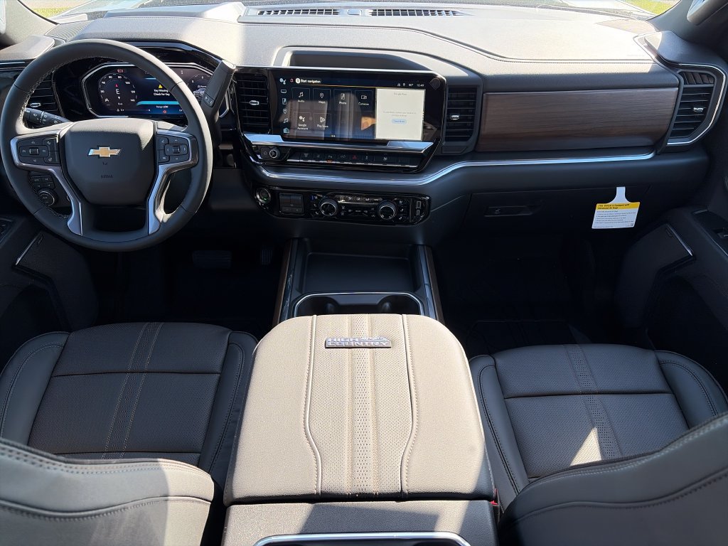 New 2026 Chevrolet Silverado 3500 High Country w/ High Country Premium Package AWD/4WD image 9
