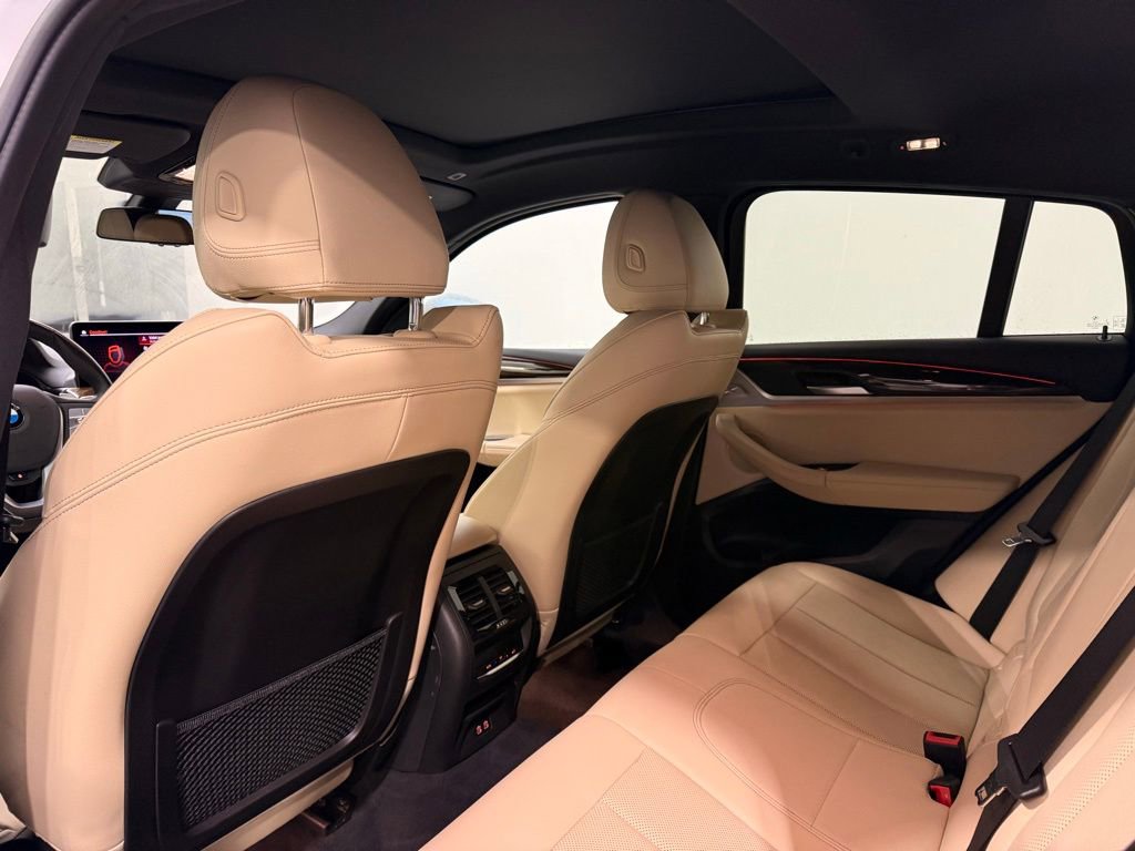 Used 2023 BMW X4 xDrive30i w/ Convenience Package image 21