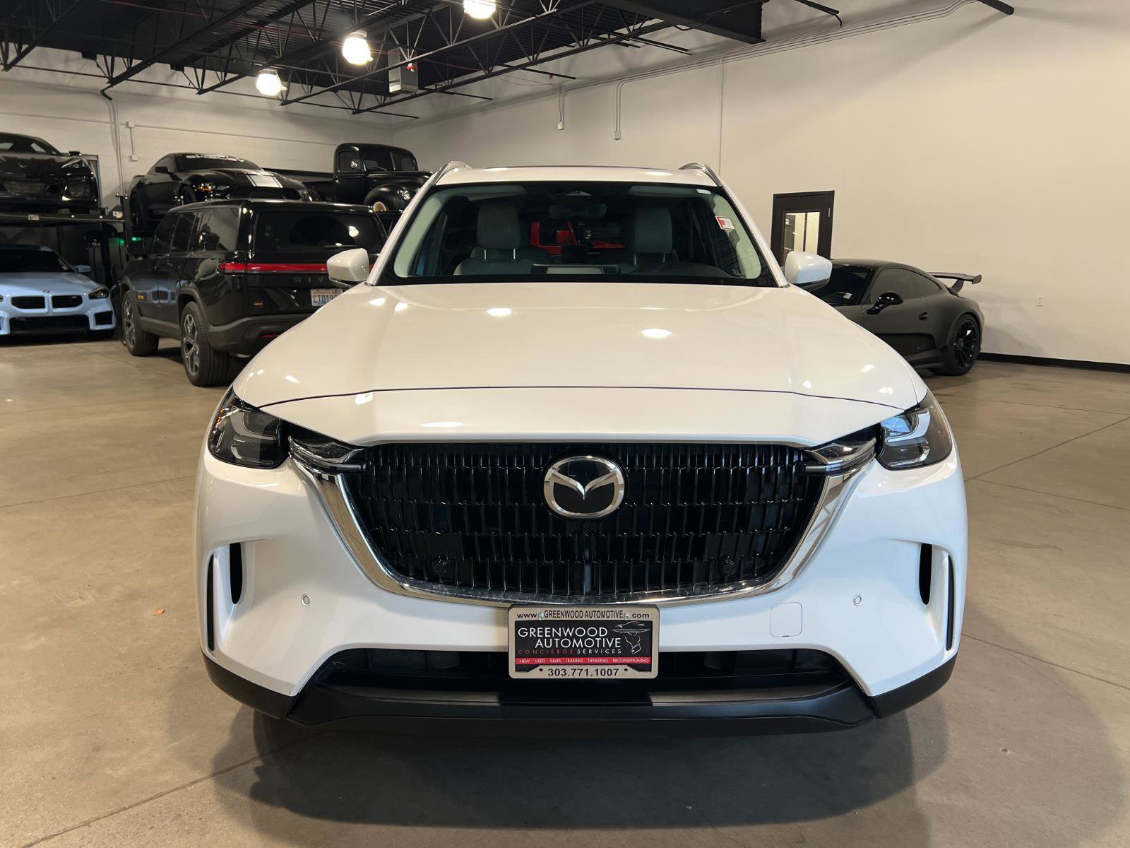 Used 2025 MAZDA CX-90 Plug-In Hybrid w/ Preferred image 8