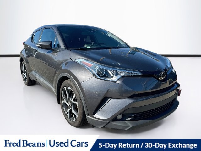 Used 2018 Toyota C-HR XLE FWD image 1
