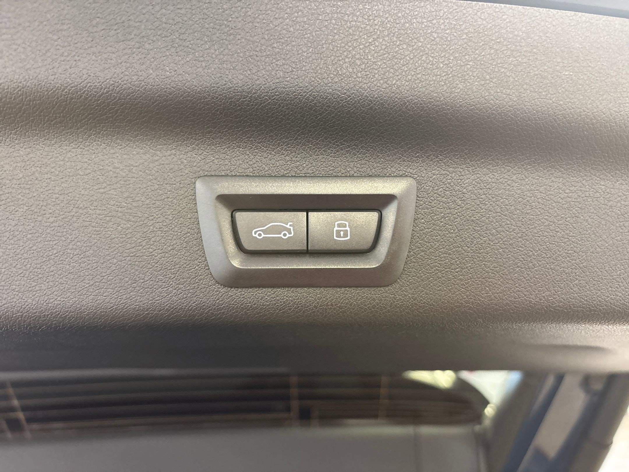 Used 2026 BMW X1 xDrive28i w/ Convenience Package image 19