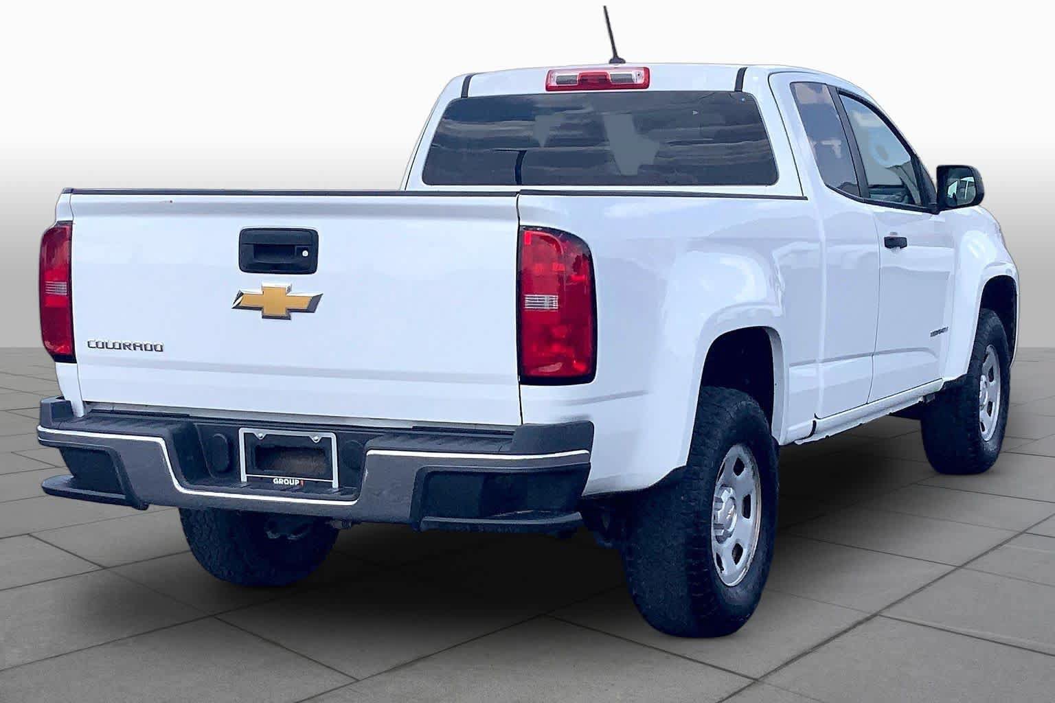 Used 2017 Chevrolet Colorado W/T RWD image 13