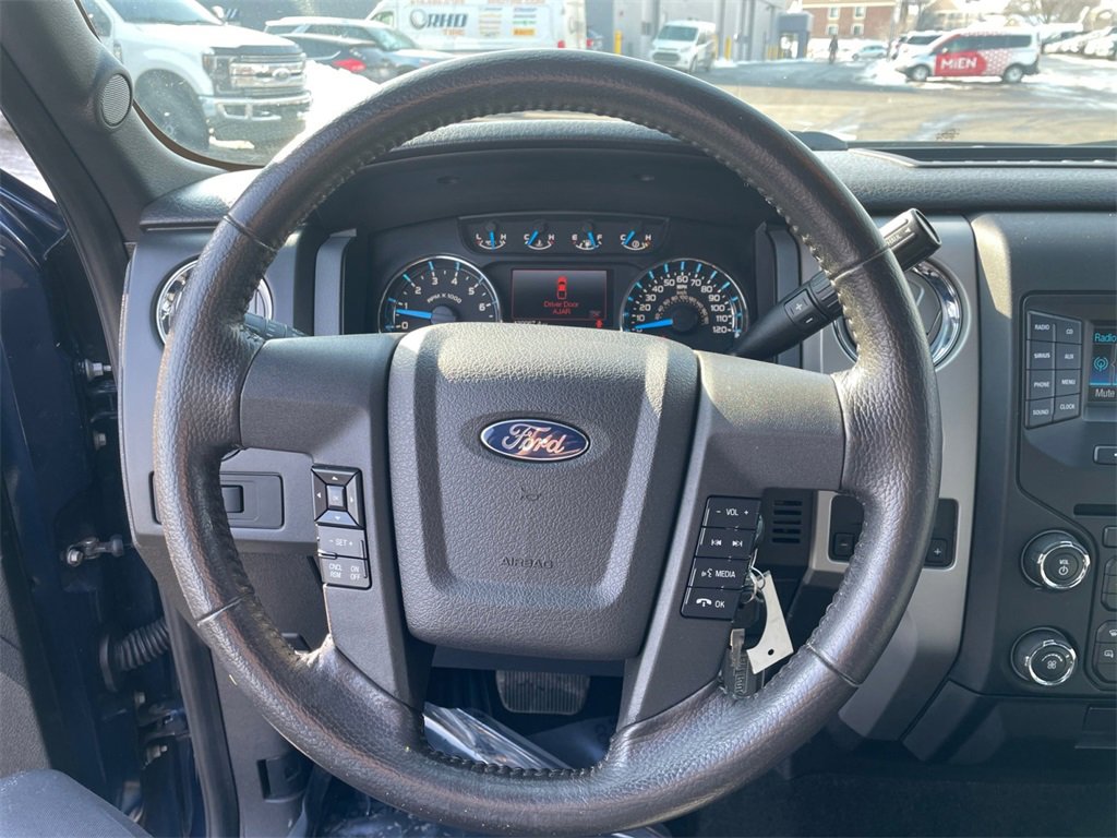Used 2014 Ford F150 XLT w/ XLT Chrome Package image 17