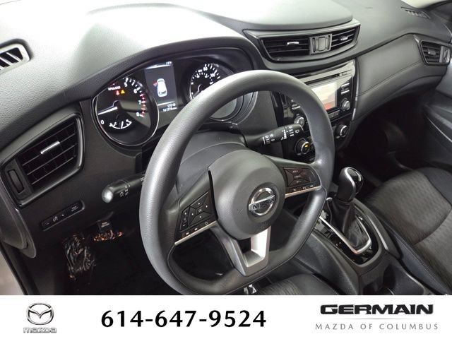 Used 2017 Nissan Rogue S w/ S Appearance Package AWD/4WD image 16