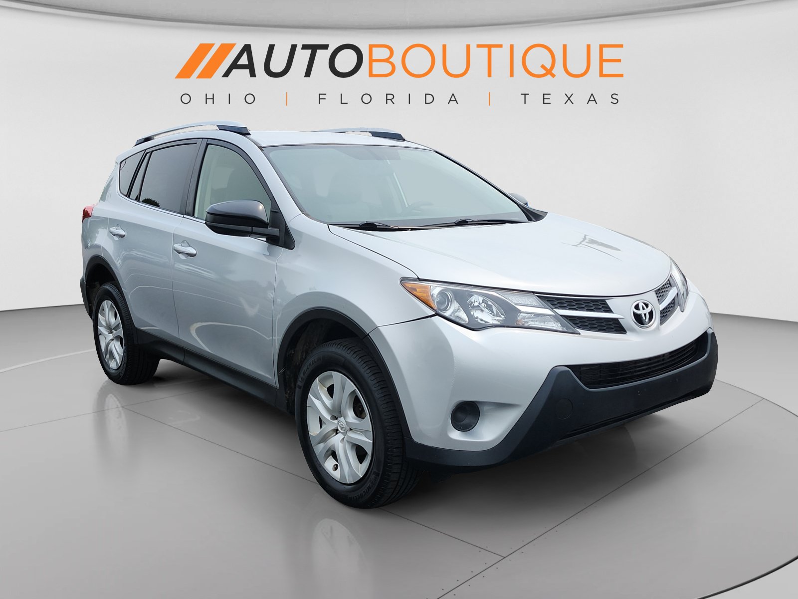 Used 2015 Toyota RAV4 LE FWD image 7