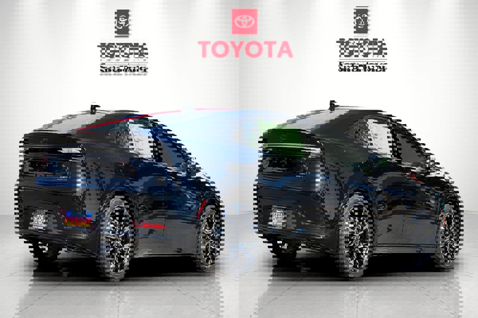 New 2026 Toyota Prius Plug-In Hybrid image 3