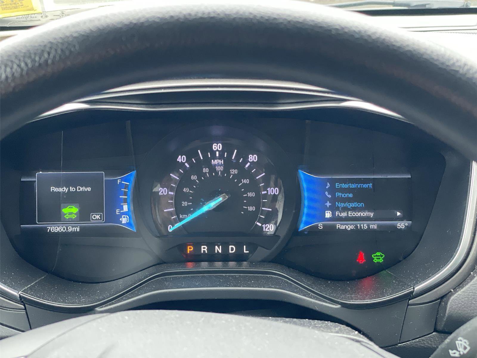 Used 2019 Ford Fusion SE image 16