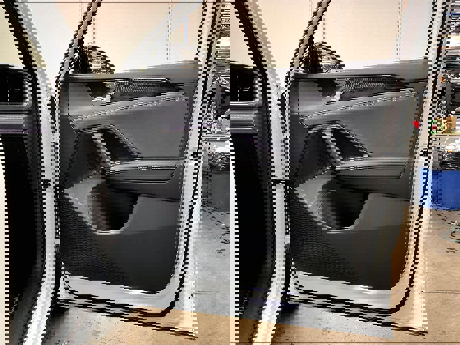 New 2026 Volkswagen Tiguan SE R-Line image 30