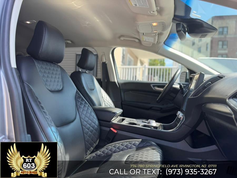 Used 2023 Ford Edge Titanium image 17