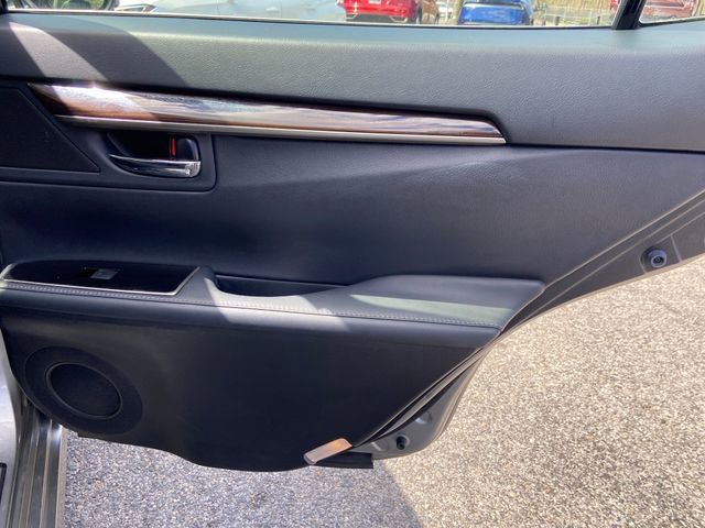 Used 2017 Lexus ES 300h image 27