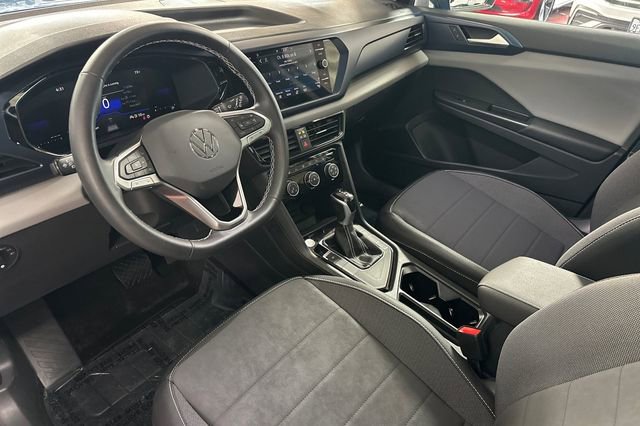 Certified 2023 Volkswagen Taos SE w/ Panoramic Sunroof Package FWD image 12