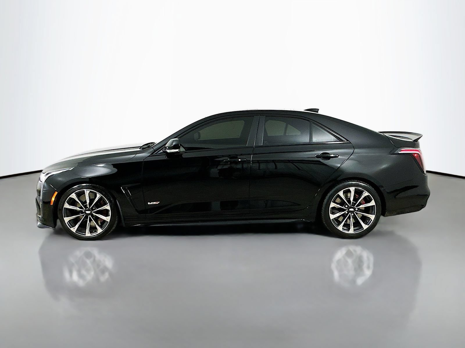 Used 2023 Cadillac CT4 V Blackwing w/ Driver Assist Package RWD image 8
