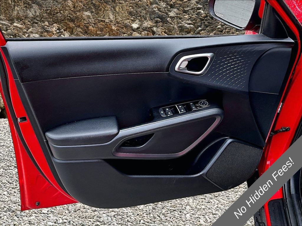 Used 2021 Kia Soul S FWD image 21
