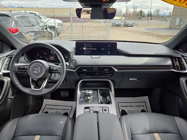 Used 2025 MAZDA CX-70 Plug-In Hybrid w/ Premium Plus AWD/4WD image 3