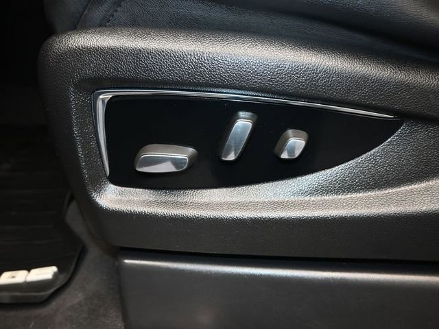 Used 2016 Cadillac Escalade ESV Premium AWD/4WD image 7