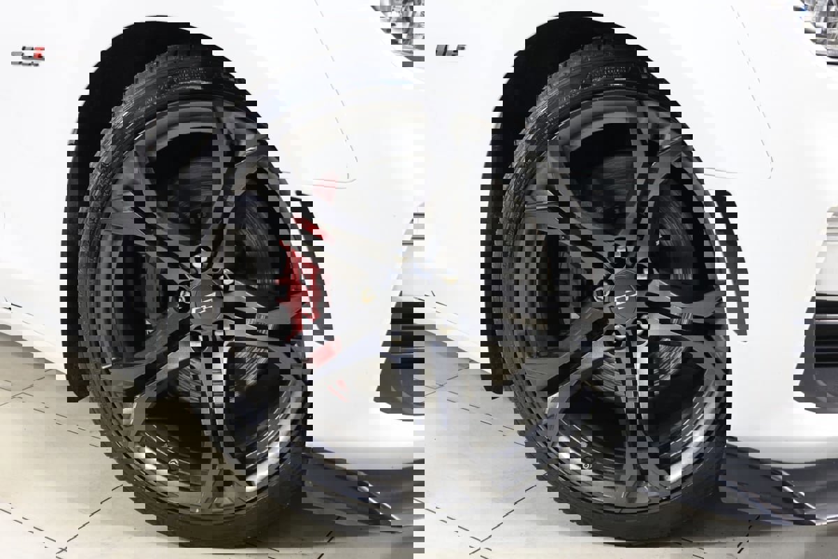 Used 2021 Chevrolet Camaro SS image 13