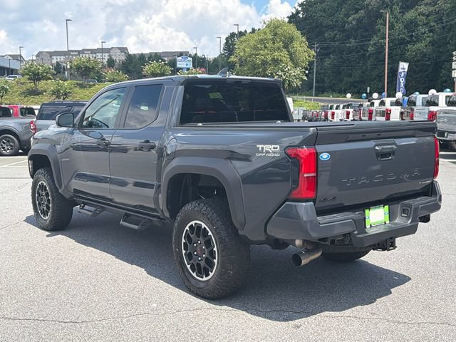 Used 2025 Toyota Tacoma TRD Off-Road AWD/4WD image 5