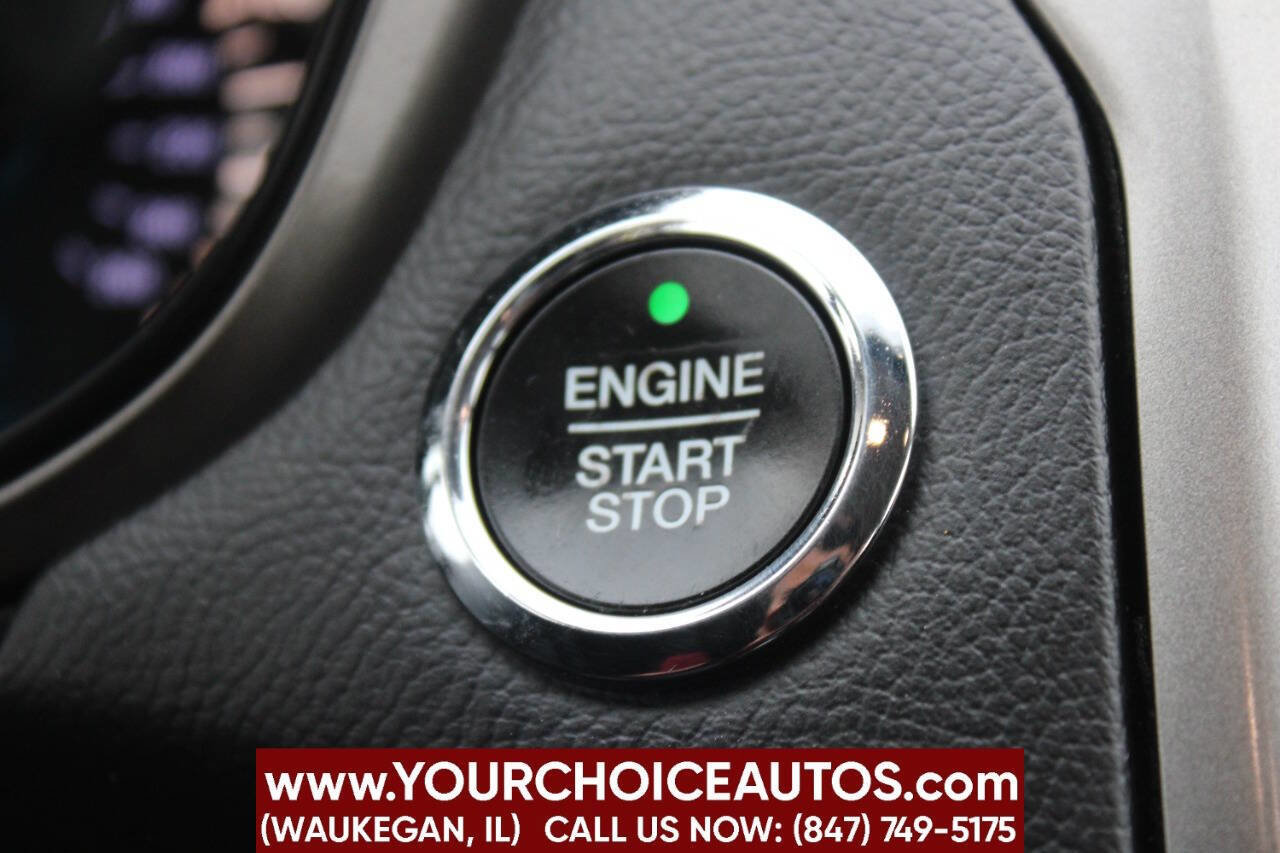 Used 2017 Ford Fusion SE image 31