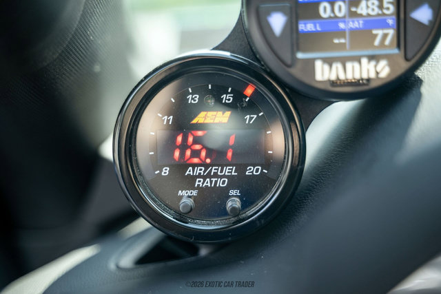 Used 2021 Chevrolet Camaro ZL1 RWD image 25