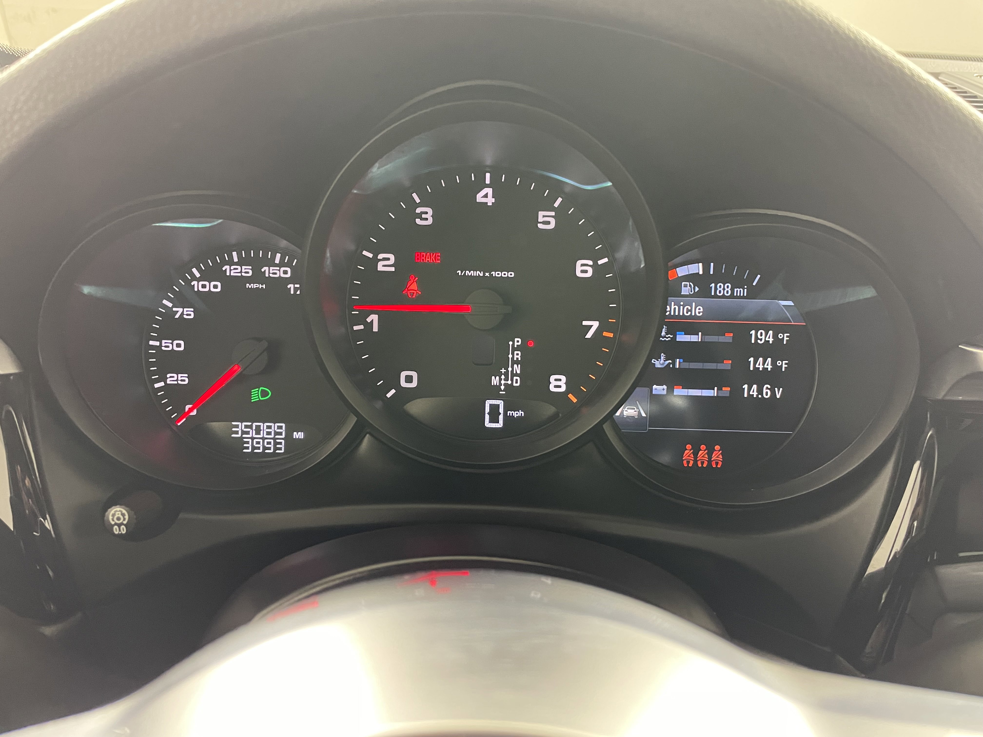 Certified 2021 Porsche Macan image 18