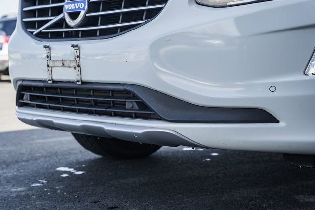 Used 2015 Volvo XC60 T6 w/ Proximity Package image 15