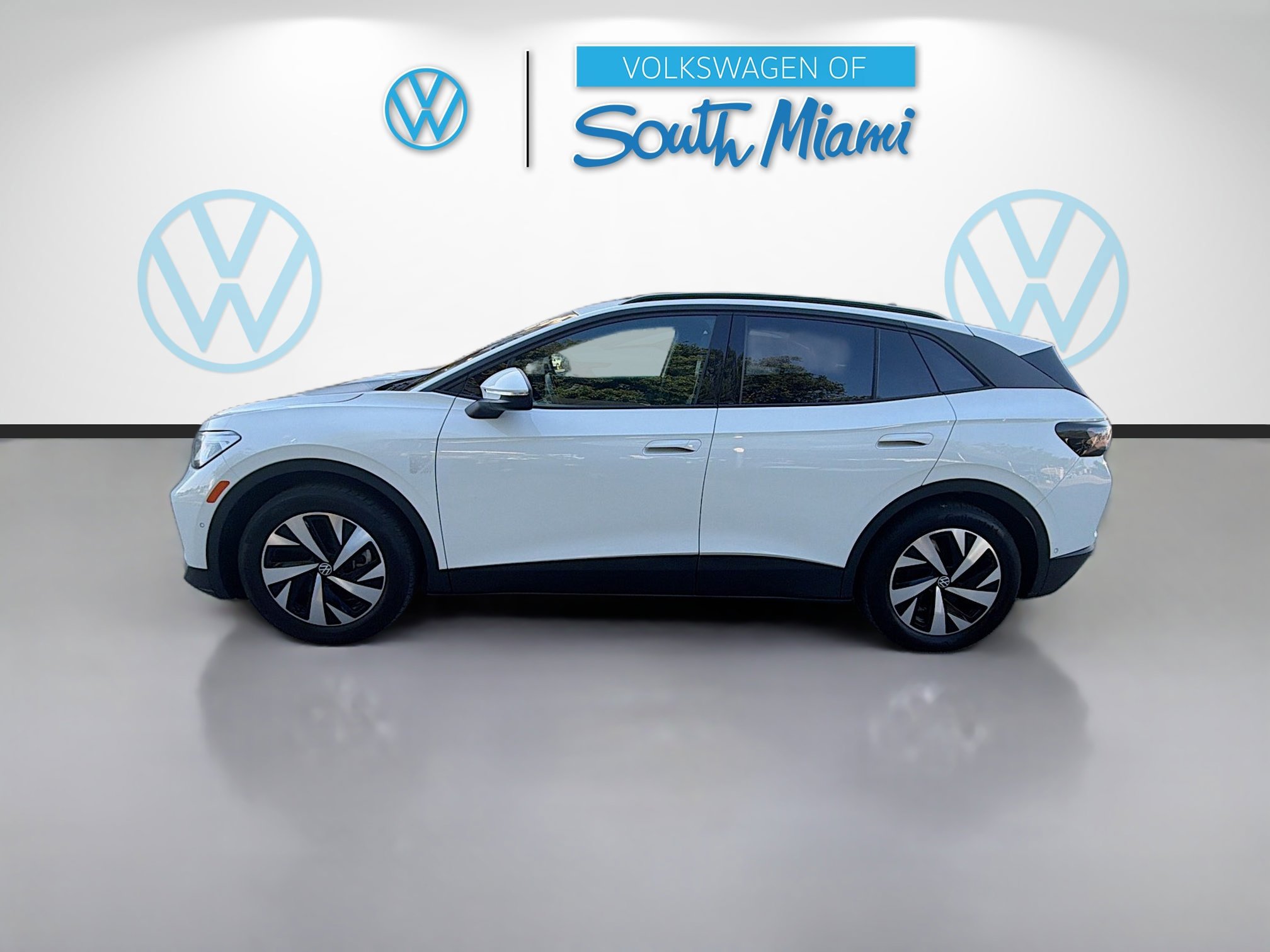 Certified 2024 Volkswagen ID.4 2WD image 4