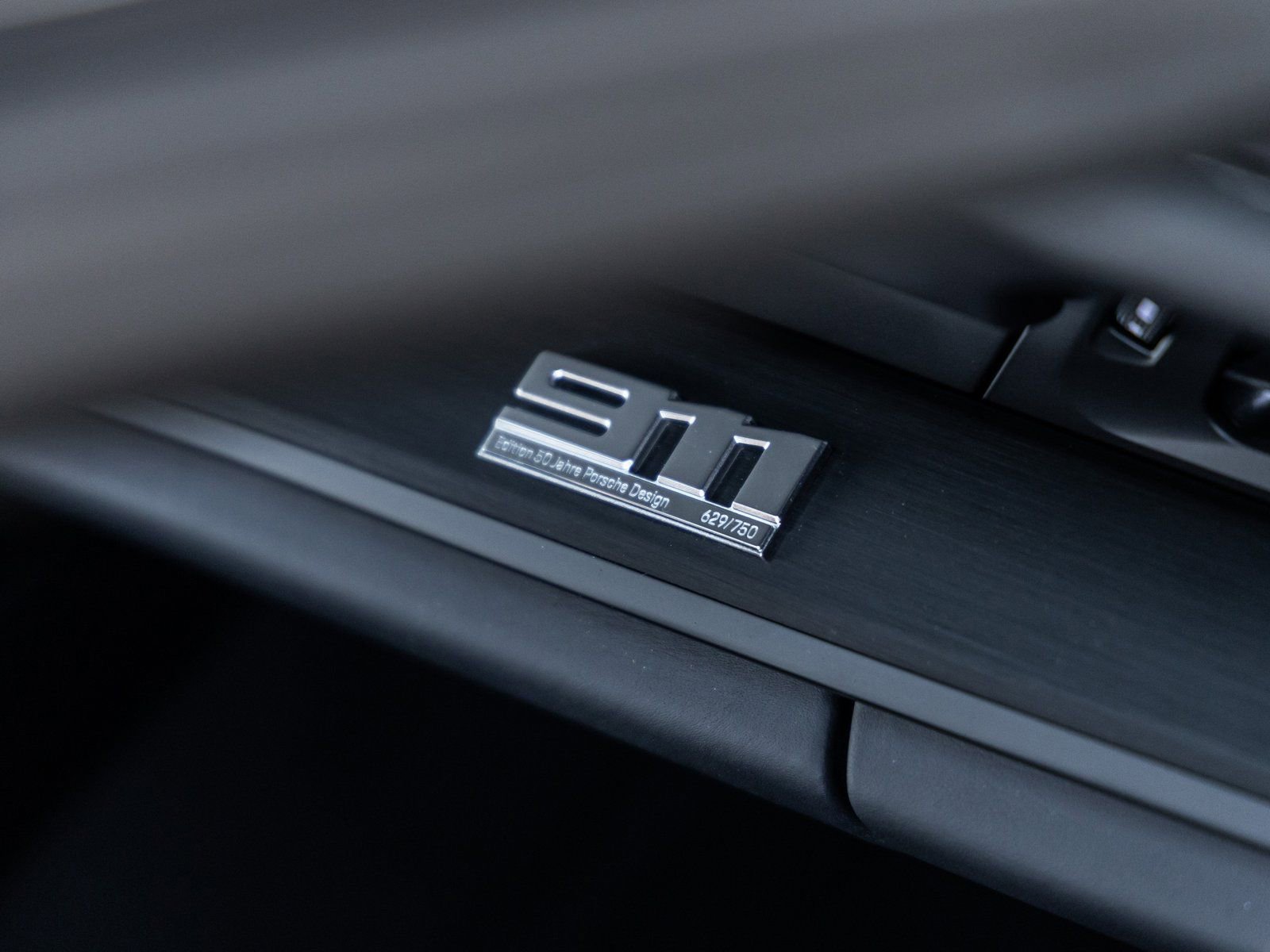 Certified 2024 Porsche 911 Targa Edition 50 Years Porsche image 38