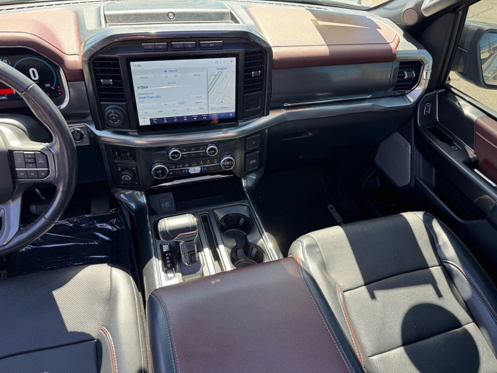 Used 2021 Ford F150 Lariat w/ Equipment Group 502A High image 18