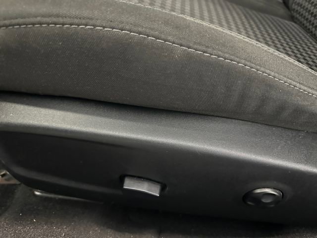 Used 2020 Dodge Challenger SXT w/ Blacktop Package image 18