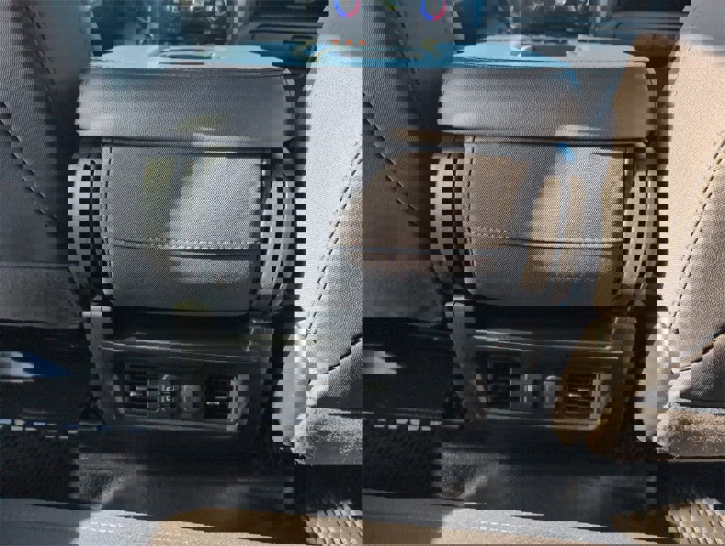 Used 2020 Chevrolet Silverado 1500 LT w/ Convenience Package image 25