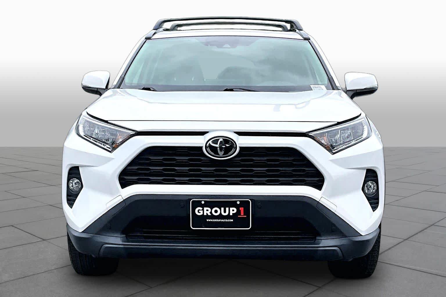 Used 2020 Toyota RAV4 XLE Premium AWD/4WD image 4