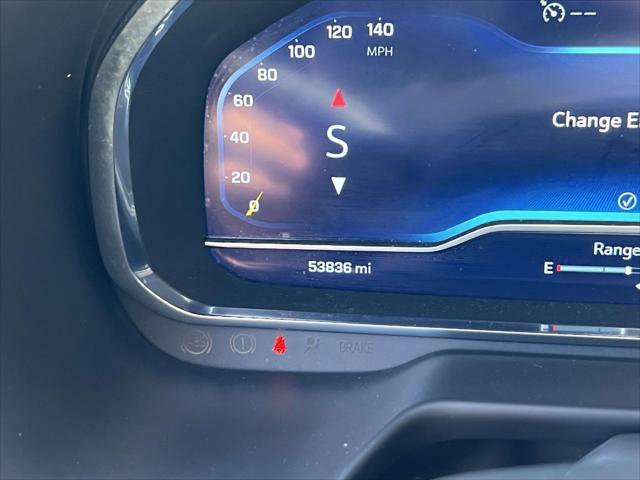 Used 2024 Chevrolet Suburban LT AWD/4WD image 29