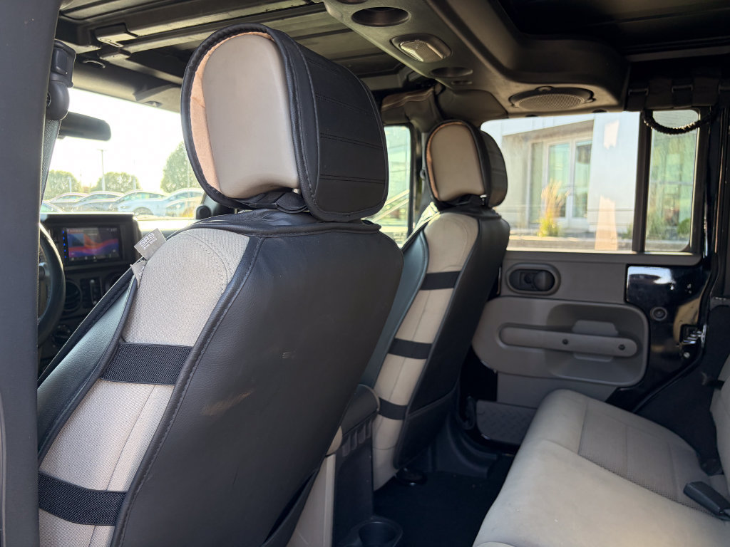 Used 2008 Jeep Wrangler Unlimited Rubicon w/ PWR Convenience Group AWD/4WD image 12