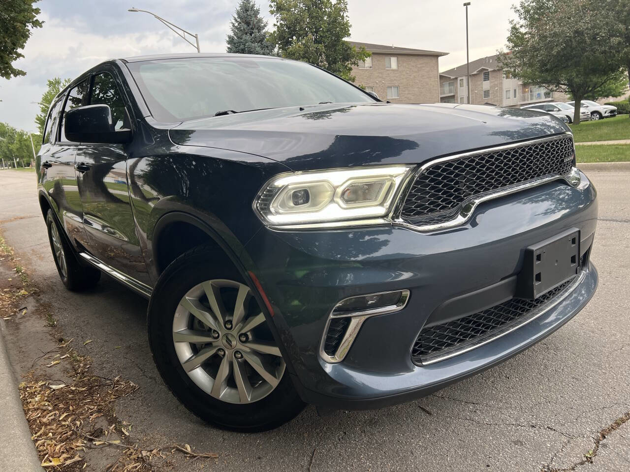 Used 2021 Dodge Durango SXT image 1