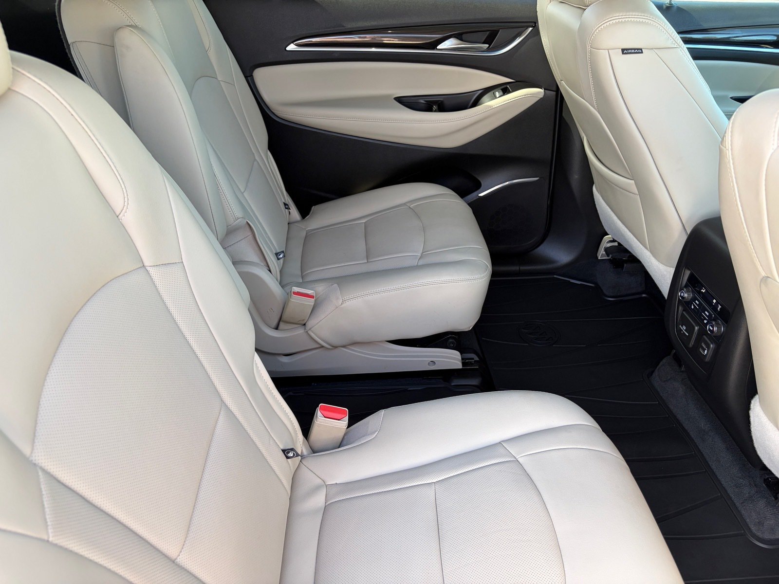 Used 2020 Buick Enclave Premium w/ Surround and Sites Package FWD image 12