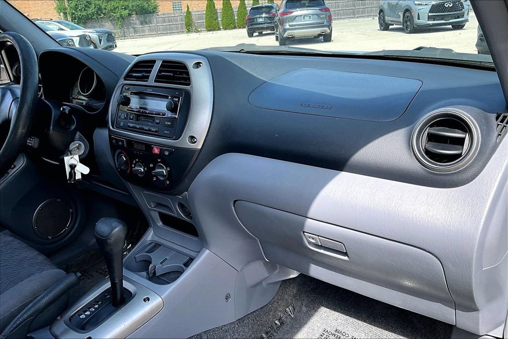 Used 2003 Toyota RAV4 4WD image 24