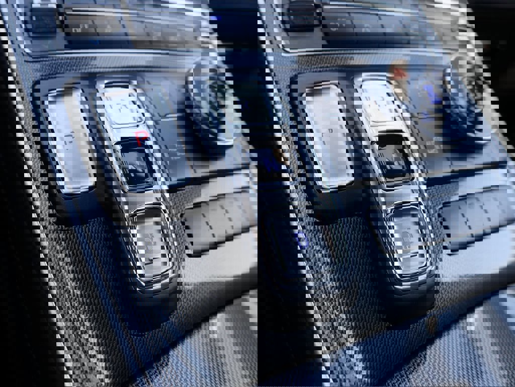 Used 2023 Hyundai Santa Fe SEL w/ Premium Package image 39