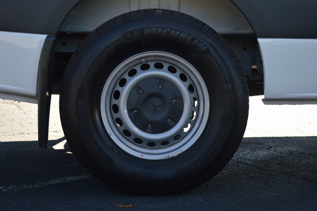 Used 2024 Mercedes-Benz Sprinter 2500 image 22