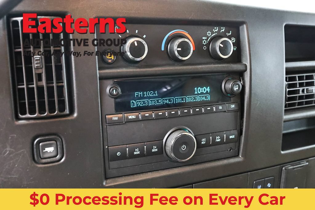 Used 2021 Chevrolet Express 3500 w/ Driver Convenience Package RWD image 19