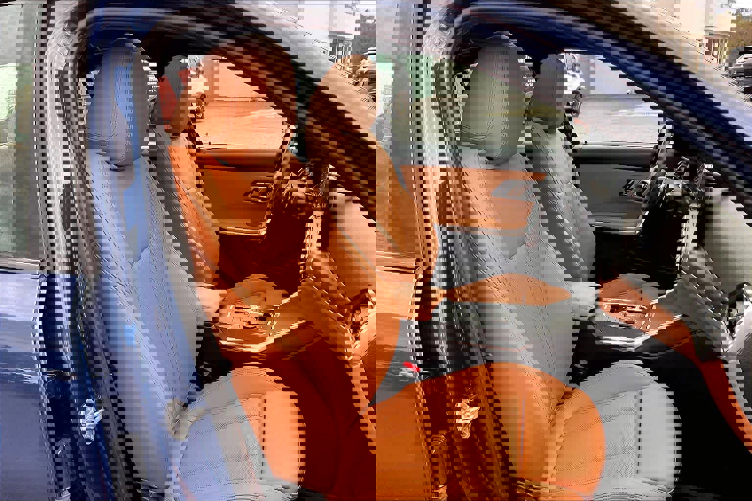 Used 2023 BMW 330i xDrive Sedan w/ Premium Package image 8