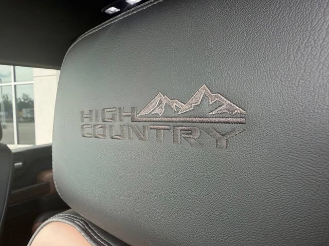 Used 2021 Chevrolet Silverado 3500 High Country w/ Z71 Off-Road Package AWD/4WD image 28