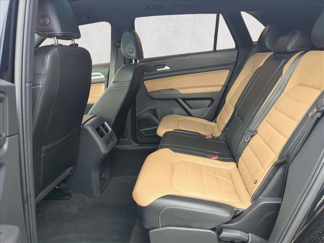 Used 2023 Volkswagen Atlas Cross Sport SEL Premium R-Line image 20