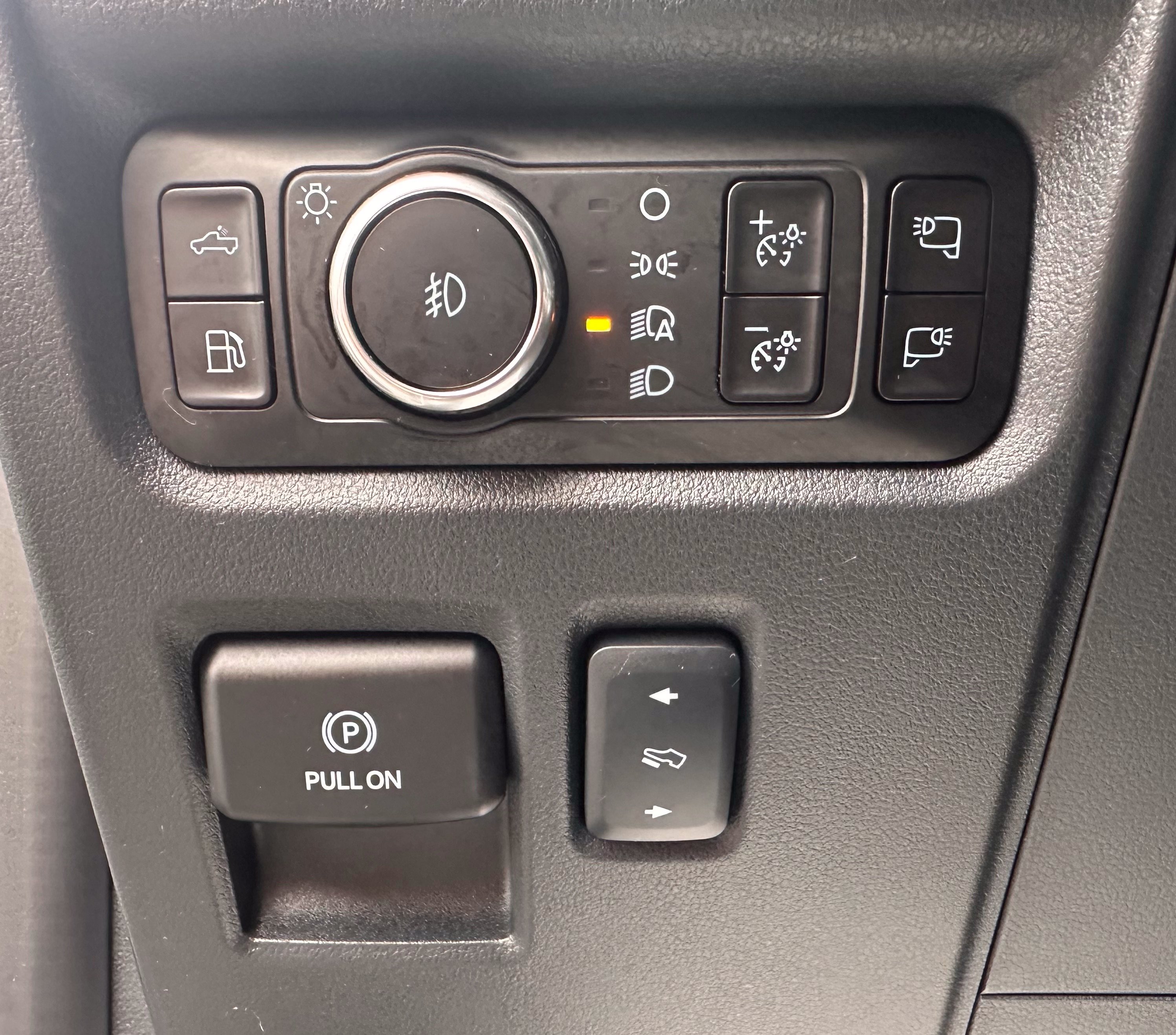 Used 2025 Ford F150 Platinum w/ Equipment Group 702A High AWD/4WD image 22