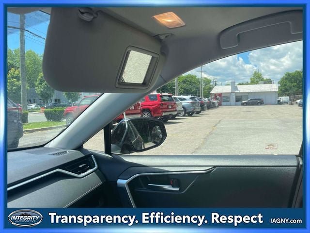 Certified 2021 Toyota RAV4 XLE w/ Convenience Package AWD/4WD image 35