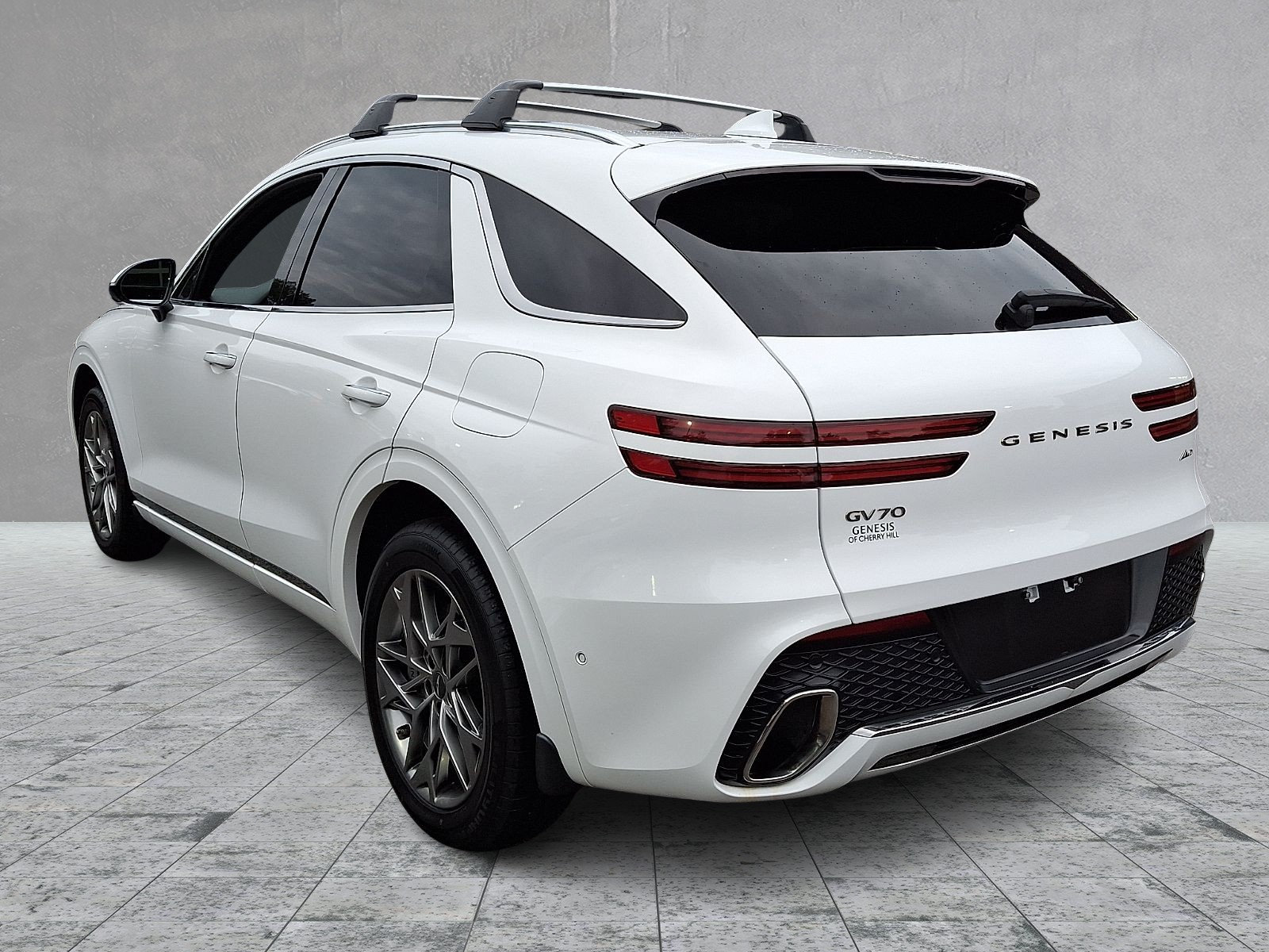 Certified 2023 Genesis GV70 2.5T w/ Advanced Package AWD/4WD image 4