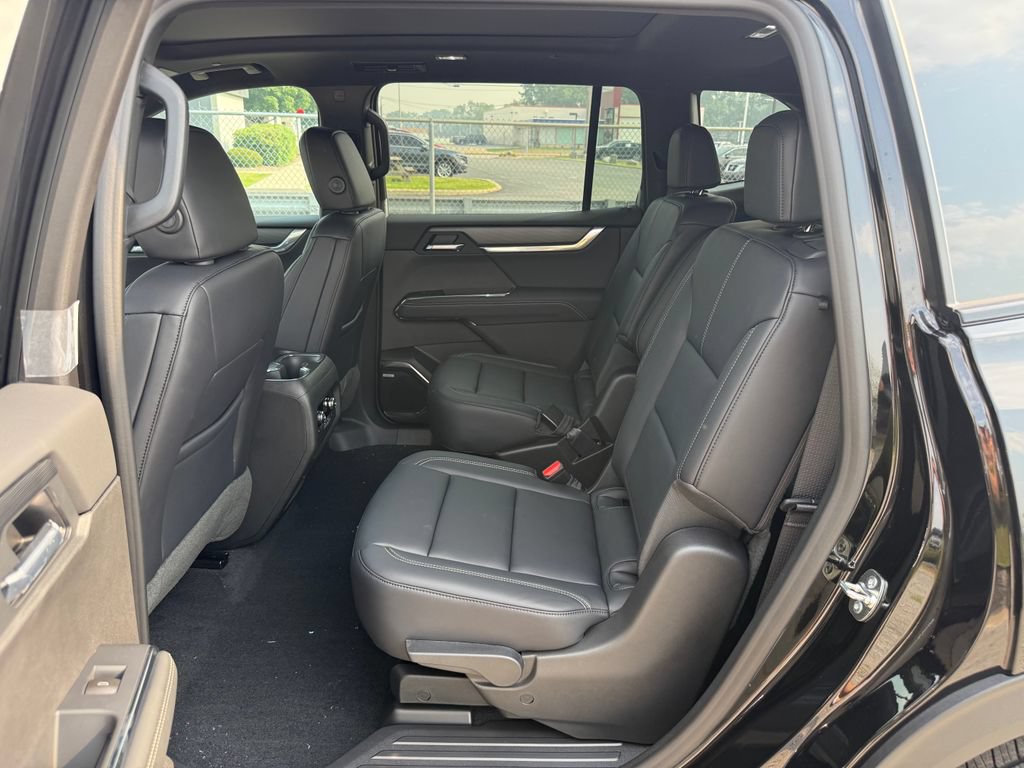 New 2026 GMC Acadia Elevation w/ Black Edition AWD/4WD image 19
