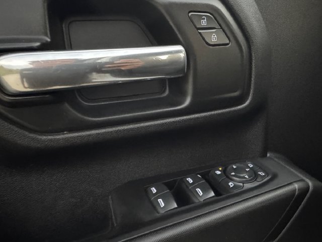 Used 2024 Chevrolet Silverado 2500 Custom w/ Custom Value Package AWD/4WD image 5